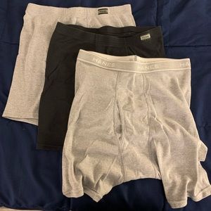 3 Pairs of Hanes Boxer Briefs
